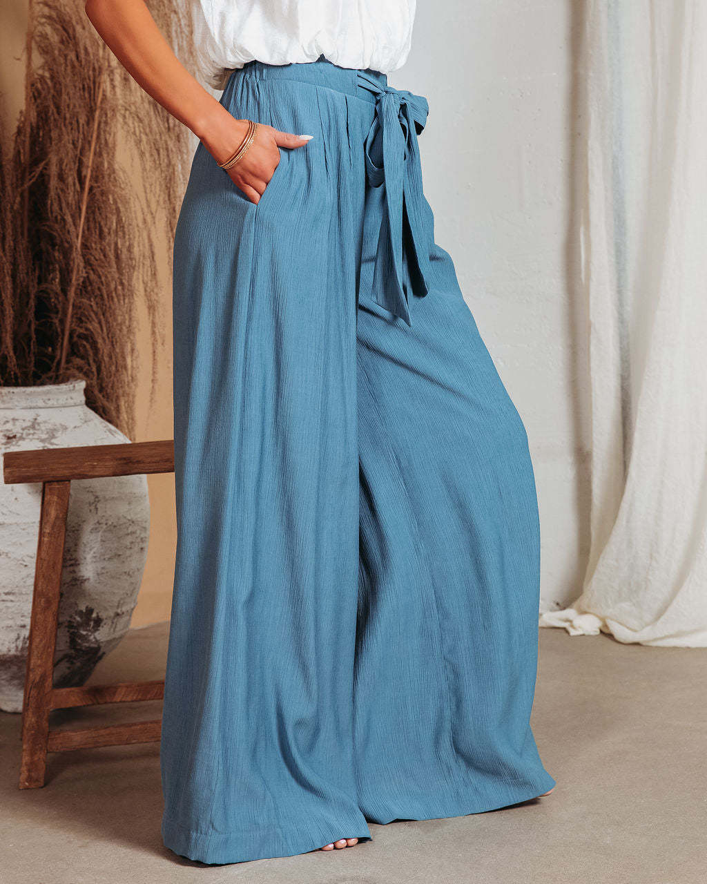 Pantalon Large Taille Haute – Style & Liberté