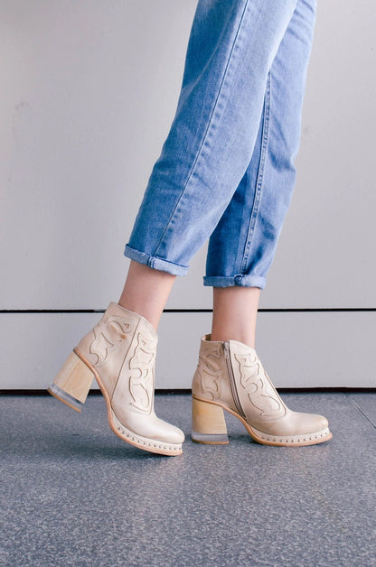 Bottines Élégantes à Talons
